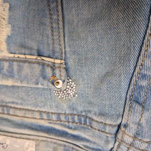 low waist Distressed Denim Shorts with Pearls