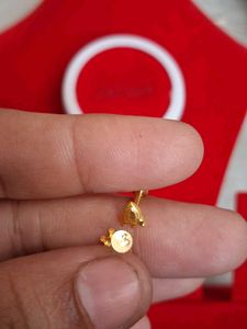 Gold  Stud Earrings 18crt