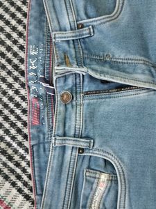 Light Wash Denim Jeans