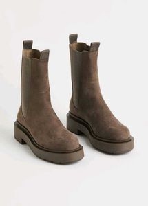 H&amp;M Stylish Brown Suede Chelsea Boots
