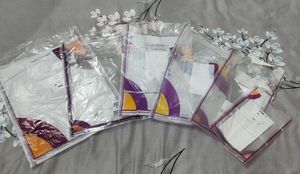 Packaging Material + Free Gift
