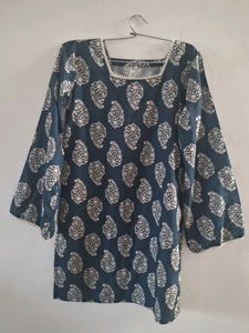 Stylish Blue Paisley Print Kurta