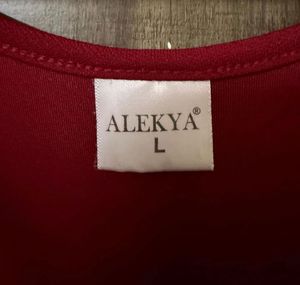 Women's Red Long Sleeve Top