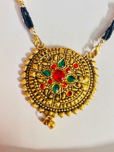 Traditional Indian Mangalsutra and earrings 💕😍😍