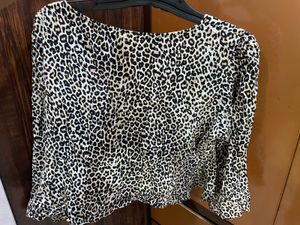 Leopard Print Tie-Front Bell Sleeve Top