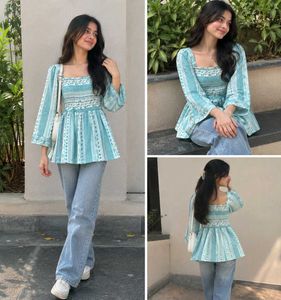 Chic Teal &amp; White Printed Peplum Top