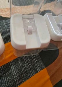 Set of 8 Airtight Food Storage Containers