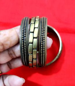 Vintage Style Brass look Bangle Set💫