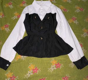Chic Black &amp; White Peplum Top