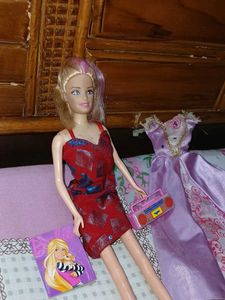 ✨ Barbie Fashion Doll Set – Ready for Fun ✨