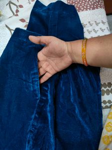 Elegant Navy Velvet Kurta With Pant