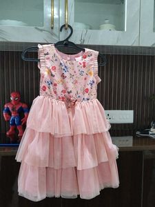 Nauti Nati Frock Bilkul Ache Condition Me...
