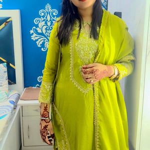 Lime Green Kurta Set with Embellishments