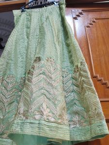 Ilaychi Green Lahnga