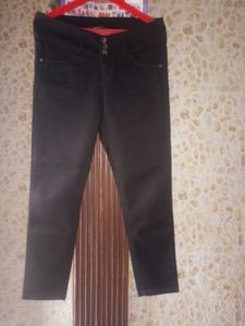 Black Jeans 👖 And  Blue T 🎽 Shirt