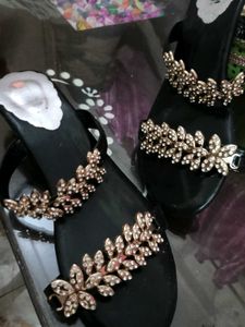 Rhinestone Low Heel Sandals😻
