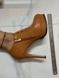 Lulu &amp; Sky Pencil Heel Tan Mustard Yellow Boots