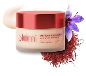 Plum Saffron &amp; Kumkumadi Oil Daily Glow Bright Moi