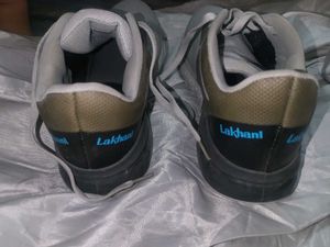 Niks Lakhani Running Shoes - Size 10