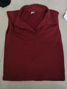 Sleeveless Collared Top