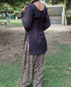 Black back dori Kurti with Leopard Print farshi Sa
