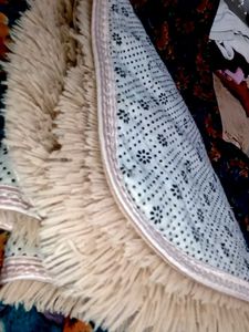 Cozy Shag Rug for a Warm &amp; Stylish Room