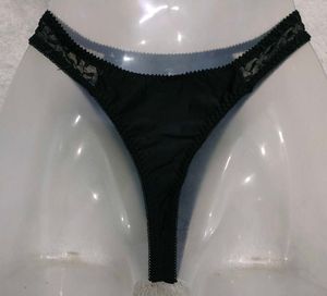 Chic Black Lace Trim Thong Panty 🖤