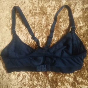 Comfortable black Brassiere