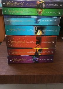HARRY POTTER BOOKS COMBO