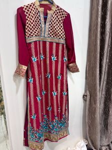 Elegant Maroon Kurta Set with Intricate Embroidery