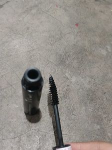 MUA Volume High Impact Magnifying Mascara