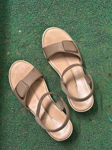 Comfortable Beige Sandals