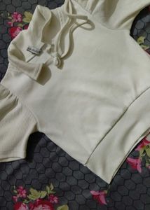 ✨ White  Ribbed Puff Sleeve polo Crop  Top 🎀