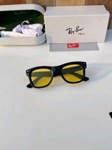 Ray-Ban reverse Sunglasses - Black Frame, Yellow L
