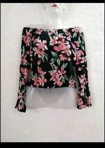 Off-Shoulder Floral Print Top