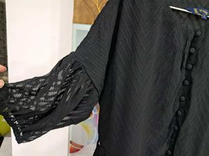 Chic Black Tiered Midi Dress