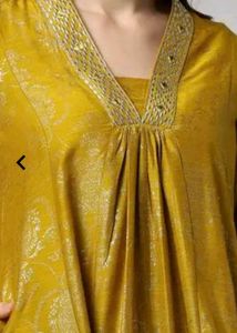 New Xxl Elegant Ethnic Gown