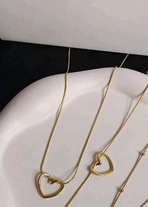 Golden  Bow Necklace
