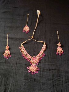 Stunning Pink &amp; Gold Jewelry Set
