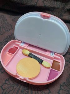 Cute Makeup Box