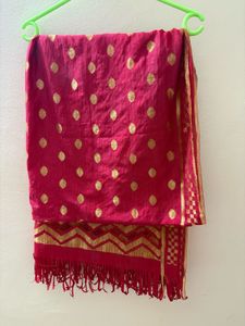 Elegant Red &amp; Gold Dupatta
