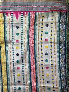 Elegant Off-White Saree with Pink &amp; Teal Motifs