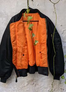 alpha industries Black Bomber jacket 🧥