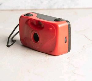 vintage focus free 33 mm cams