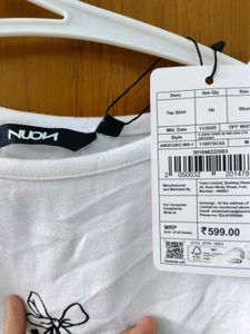 Westside Off-white Tee w Tag