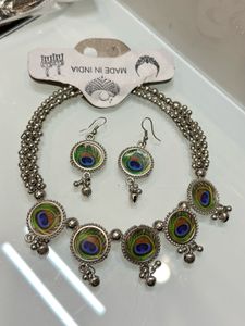 2 beautiful peacock feather silver necklace
