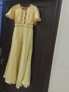 Elegant Yellow Ethnic Gown