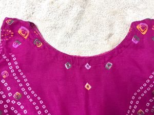 Bandhni Short Kurti /top