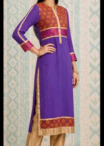 Elegant Embroidered Kurti