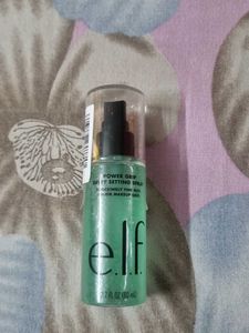 Elf setting spray